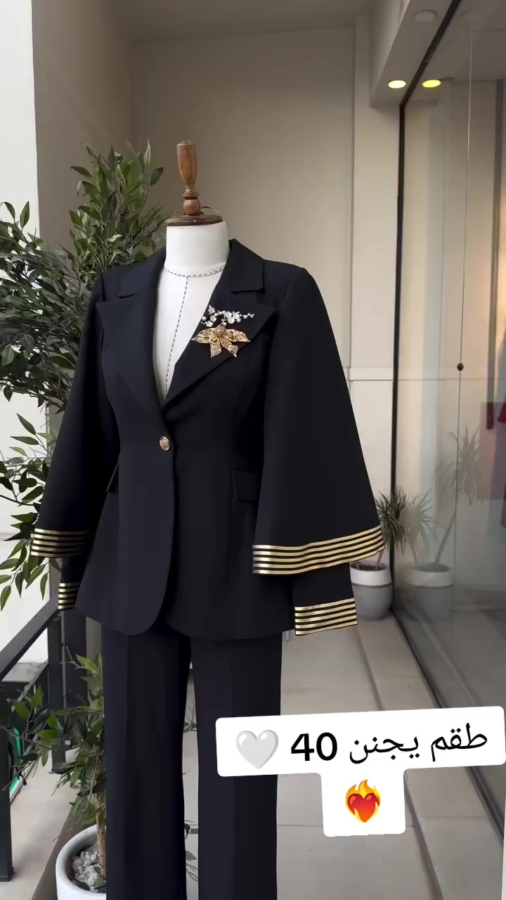 موديل تحفة بتفاصيلة  طقم مبطن  انيق خامه دابل ايطالي سعر 40 الف
متوفر توصيل لجميع محافضات 
قياس 48/46/44/42/40/38/


**إذا كنت صاحب هذا الإعلان وتريد حذفه لأي سبب، رجاءا أرسل رسالة إلى الدعم الفني**