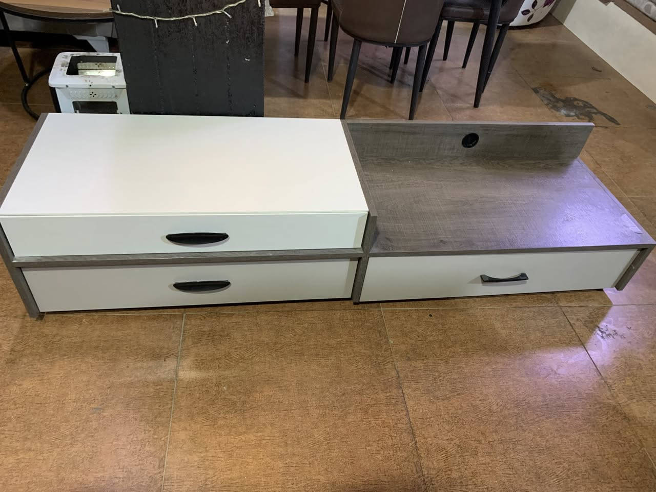 (معرض الناي )
اثاث منزلي مستخدم حسب ما 
موظح بالصوره
الاستفسار الاتصال ع الرقم ***********واتس
أو مراسلة البريد الإلكتروني 
عنوان سرورى قرب ماركة (هه رزان بازارى نوا)
(يوجد توصيل مجاني )

يوجد صيانه عامه كافة التباريد
