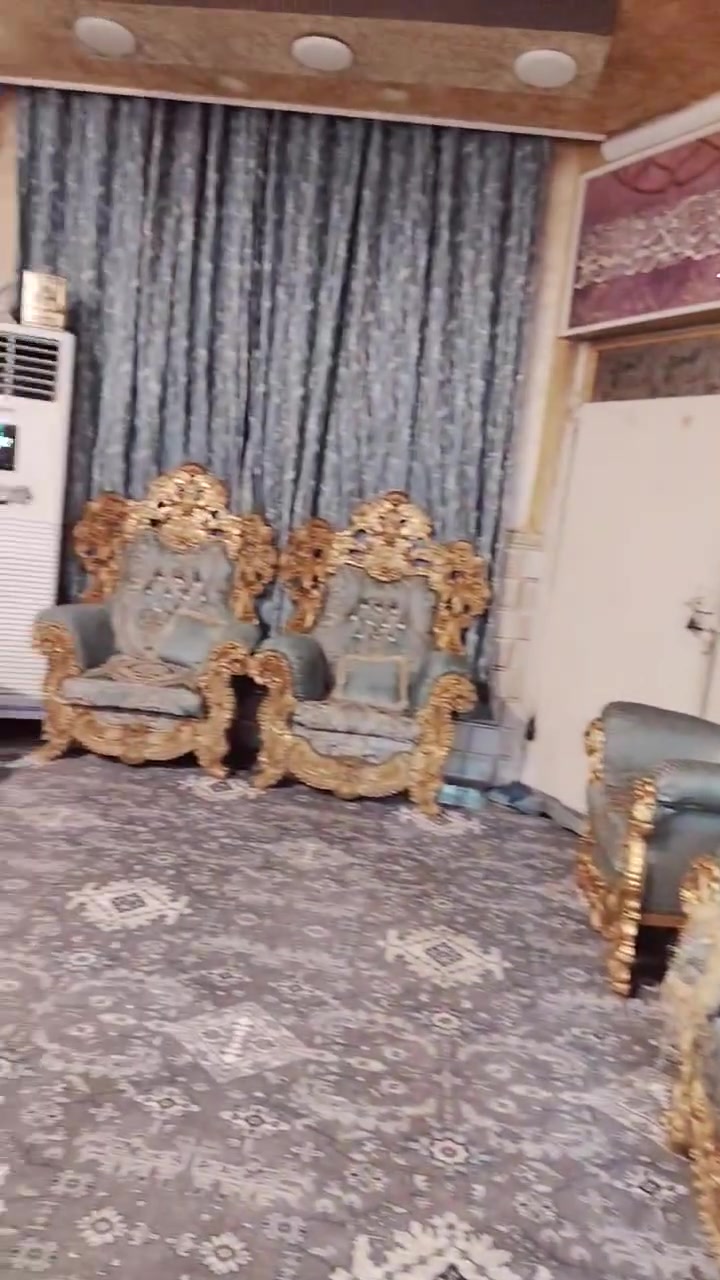 تخم كامل 
ويا باترينات ٢  مع طبلات ٢ 
  ٦٠٠ قفله


**إذا كنت صاحب هذا الإعلان وتريد حذفه لأي سبب، رجاءا أرسل رسالة إلى الدعم الفني**