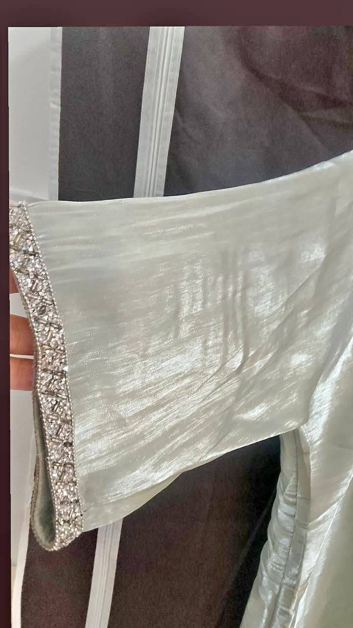 اخر ثلاث قطع بالة كويتي مغسولين ومبخرين ومكويين ونظاف فول


**إذا كنت صاحب هذا الإعلان وتريد حذفه لأي سبب، رجاءا أرسل رسالة إلى الدعم الفني**