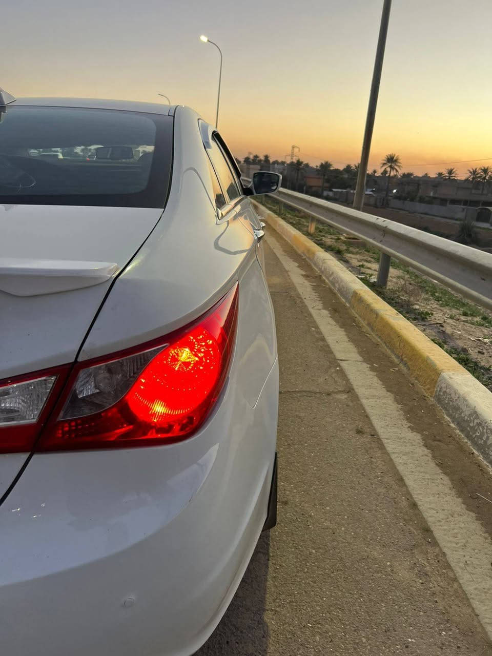 السلام عليكم
سوناتا مضلع موديل 2014 مكفوله كفاله عامه حدادية جديد تخم تاير جديد كير مكفول مكينه 2400 مفتوحة مبدل كازكيت شرط لا تنقيص ولا تبخير رقم بغداد انكليزي مكان السياره صلاح الدين بلد بلقرب من مرقد السيد محمد *********** هذا رقمي السعر 140 وبيها مجال حك الجية
