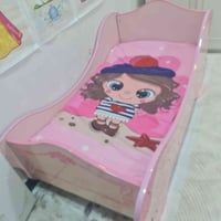 سرير أطفال • أثاث