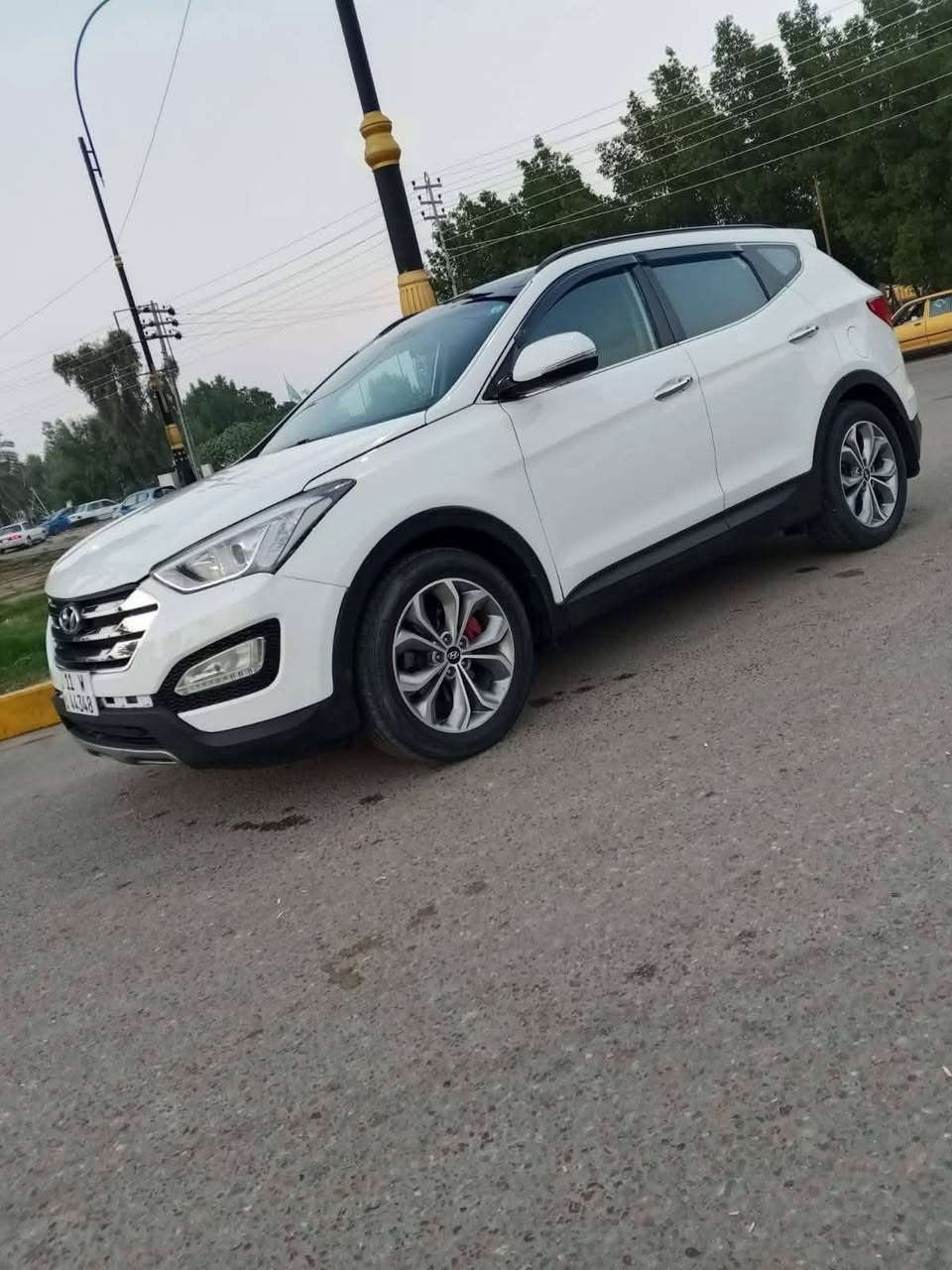 سلام عليكم سنتافي خليجي حلو وجديده موديل 16 فول مواصفات بصمه وسكف منرومه اشاير بل مري بيه اربع قطع بدون ضرار داخلي بس رش مكان كربلاء استفسار السعر( 146) ***********
