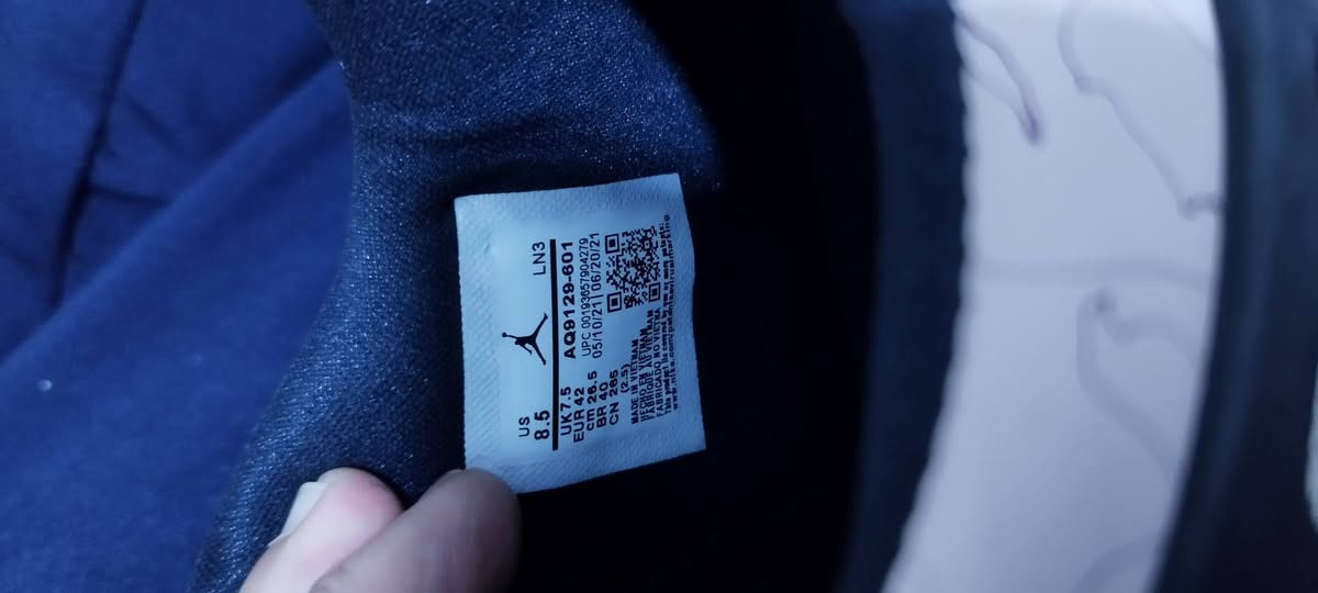 نايك جوردن ماستر كوالتي باركود كلشي واضح بالصور وسعر ما مطروق بسسس 30 الف 🔒 شامل  التوصيل سعر ثابت حجز خاص


**إذا كنت صاحب هذا الإعلان وتريد حذفه لأي سبب، رجاءا أرسل رسالة إلى الدعم الفني**