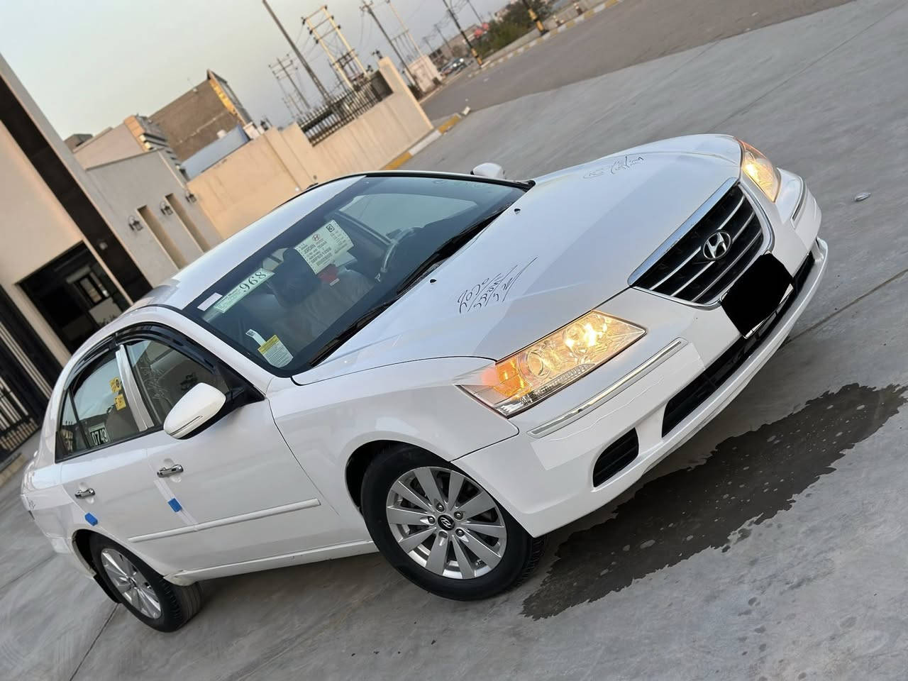 سلام عليكم بيع فقط
سوناتا خليجي موديل 2008 محدثه 2010 داخل وخارج 4سلندر  بيه 3 صبغ قطع بدون داخل وسونر مرافق 
بدون دواخل بدون ايرباك محرك وكير وتبريد وصدر وتايرات كفاله وسياره احلى من الصور سنويه وهزه جديده بسمي سياره مانقصه اي شي السعر 95وبيه مجال بصيط رقمي *********** مكاني ديالى بعقوبه تقاطع القدس
