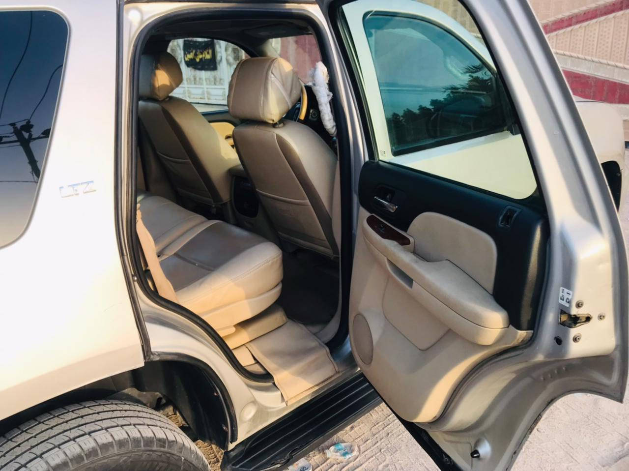 سياره تاهو موديل 2007 رقم بصره الجديد باسمي بيع او مراوس باحدث13 او 14   رقم التلفون ***********  /.    180
