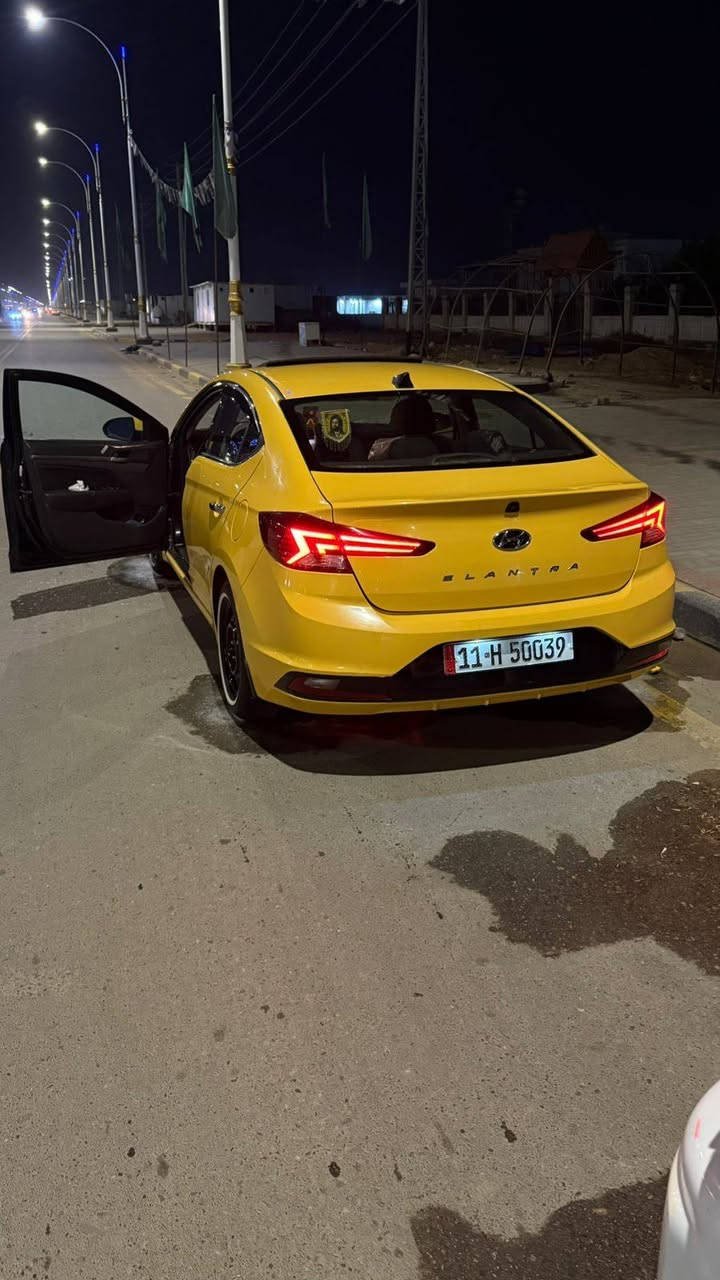 سلام عليكم النترا ميديل 2019 لبيع او مراوس سياره فول موصفات محرك 2000 دوش بيه 3 قطع فقط مال امريكه بابين وجاملغ بدون دواخل سياره مكفوله كفاله عامه رقم بغداد بسمي تبريد تدفئه كله شغاله  ماشيه 128 الف مكاني بغداد الحسينيه الراشديه السعر 132 بيه مجال حك الجيه فقط النتصال ع رقم ***********
