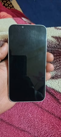 ايفون ١٣ • ١٢٨ جيجا • بطارية ١٠٠