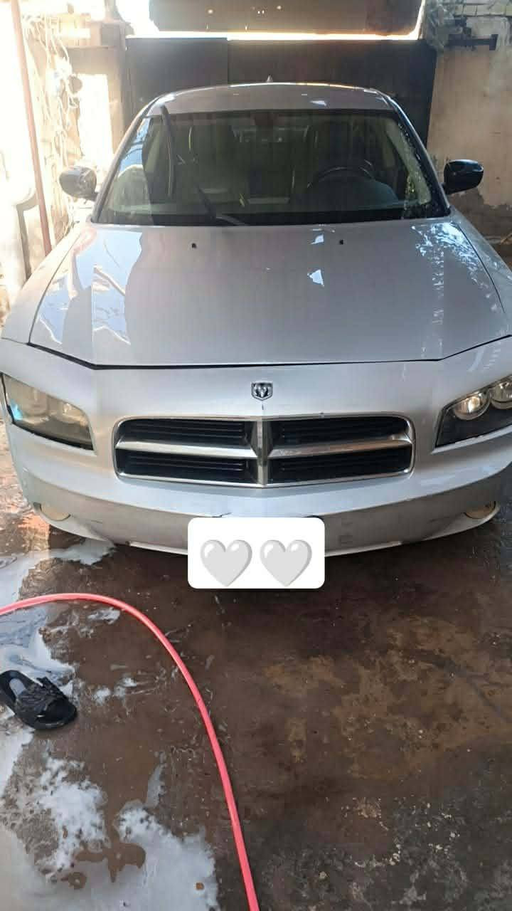 السلام عليكم 
متاح چارجر ٢٠١٠  8v گير مكينة خير من الله بيها گصة بل جنطة سيارة متومة اربيل سيارة جاهزة فقط بيها بعض الملاحظات السعر 45 وقابل للتفاوض للأستفسار اتصال *********** مكاني بغداد
