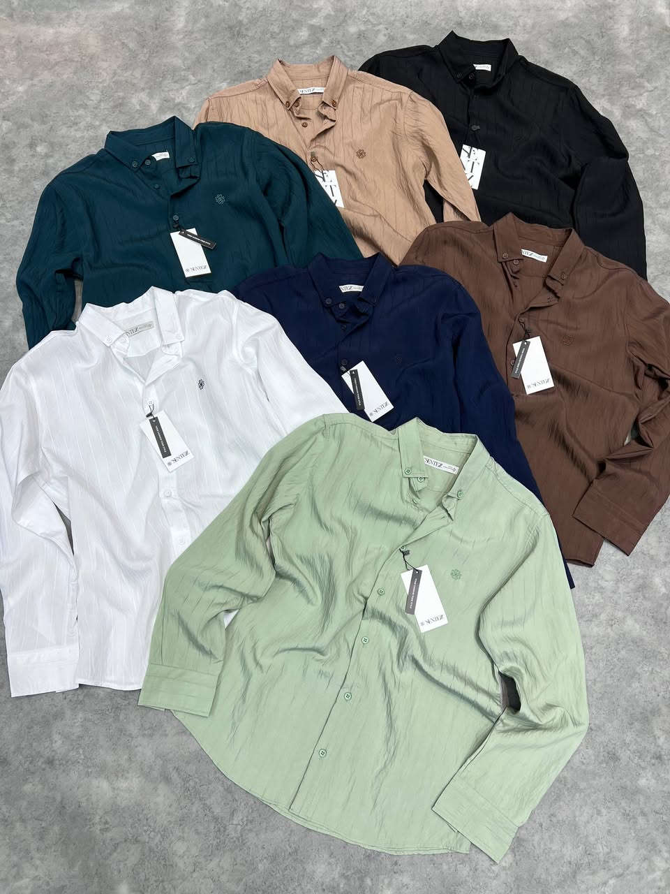 🔥 عرض مميز على القمصان الرجالية 🔥
قمصان خامة مرتبة وثقيلة 👌
موديل أنيق يلبس سبورت ورسمي ✨
قماش مريح وناعم مناسب لكل الأوقات 👔
📏 المقاسات متوفرة
💰 السعر مناسب للجميع
📩 للحجز والاستفسار راسلنا خاص
الكمية محدودة لا يفوتك العرض 😉
موقع:كوت سوق رؤوف 
توصيل جميع محافظات العراق


**إذا كنت صاحب هذا الإعلان وتريد حذفه لأي سبب، رجاءا أرسل رسالة إلى الدعم الفني**