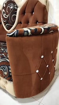 ديوان خشب • ٨ أمتار • ١٠ مقاعد