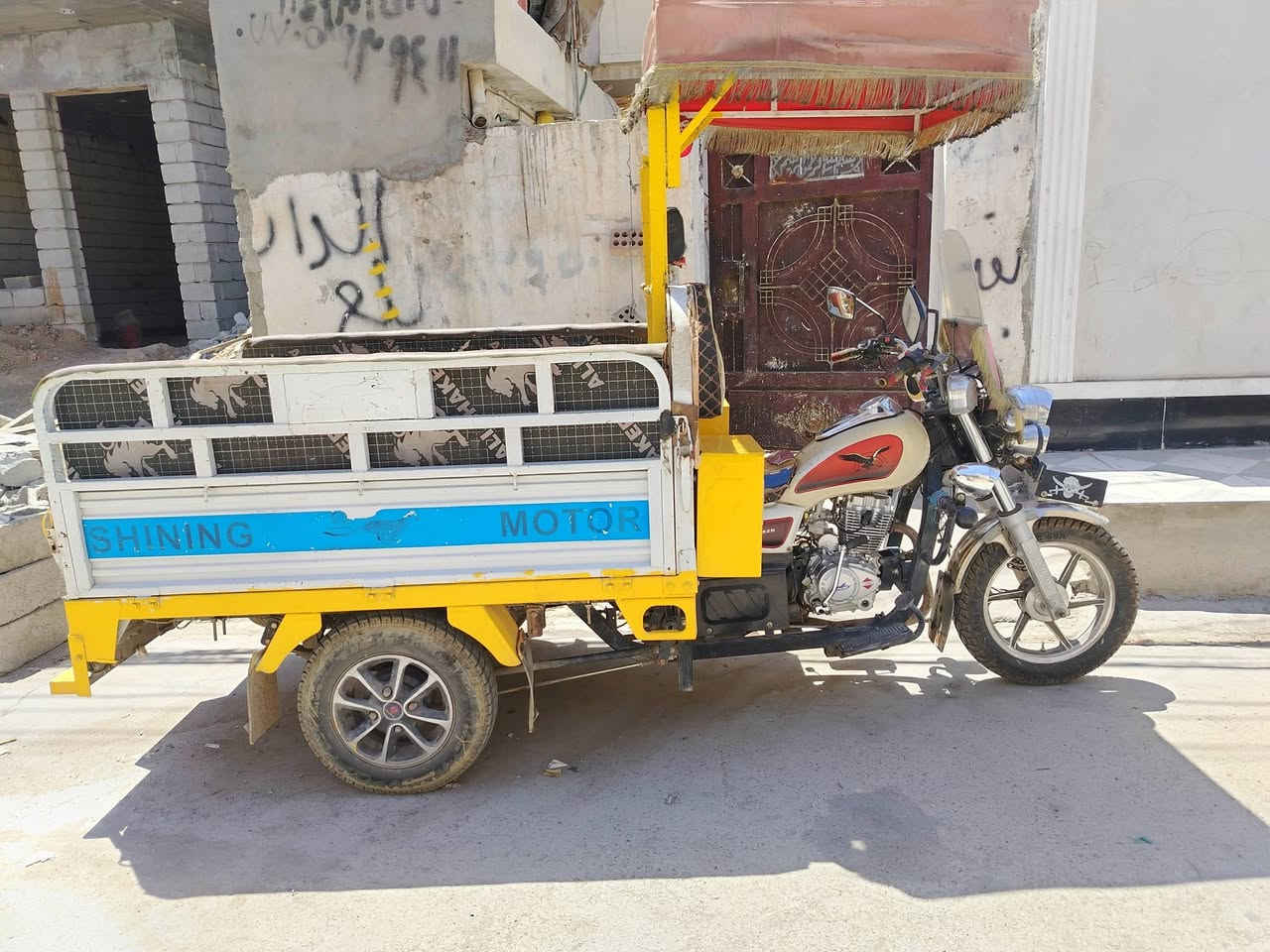 سلام عليكم ستوته للبيع موديل 21 محرك 25 رقم وسنويه كهربائيات كلها شغاله ستوته كفاله عامه تجي وتكلب بيدك ستوته مال جنااي السعر 3 مليون ستفسار والاتصال ***********
