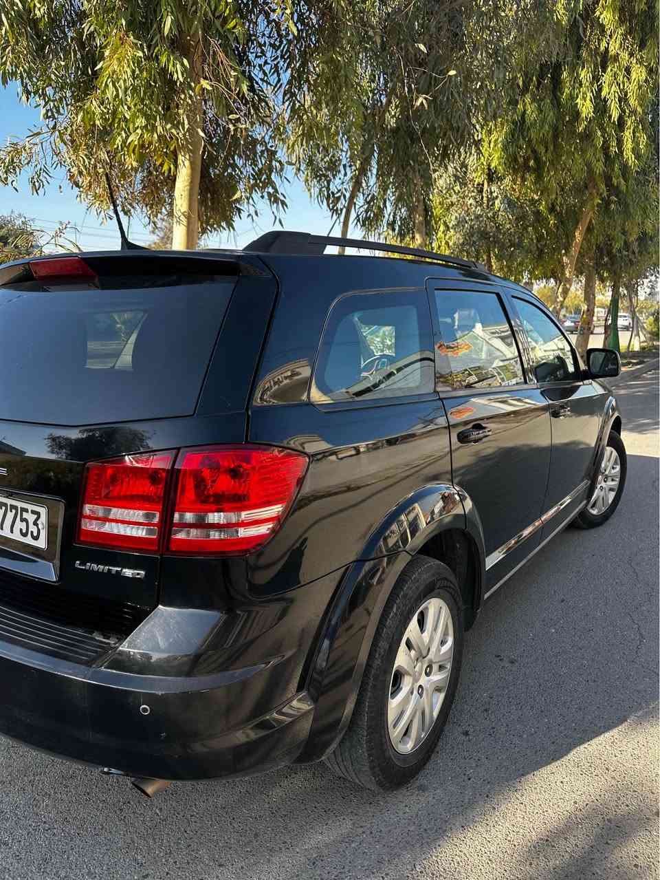 سلام عليكم
دوج جورني موديل 2020
محرك 4 سلندر (2400)
ضررها بونيد وجامرلغ وبيها رصعه وشويه حالوب بل سقف 
للاستفسار *********** كركوك, العراق
