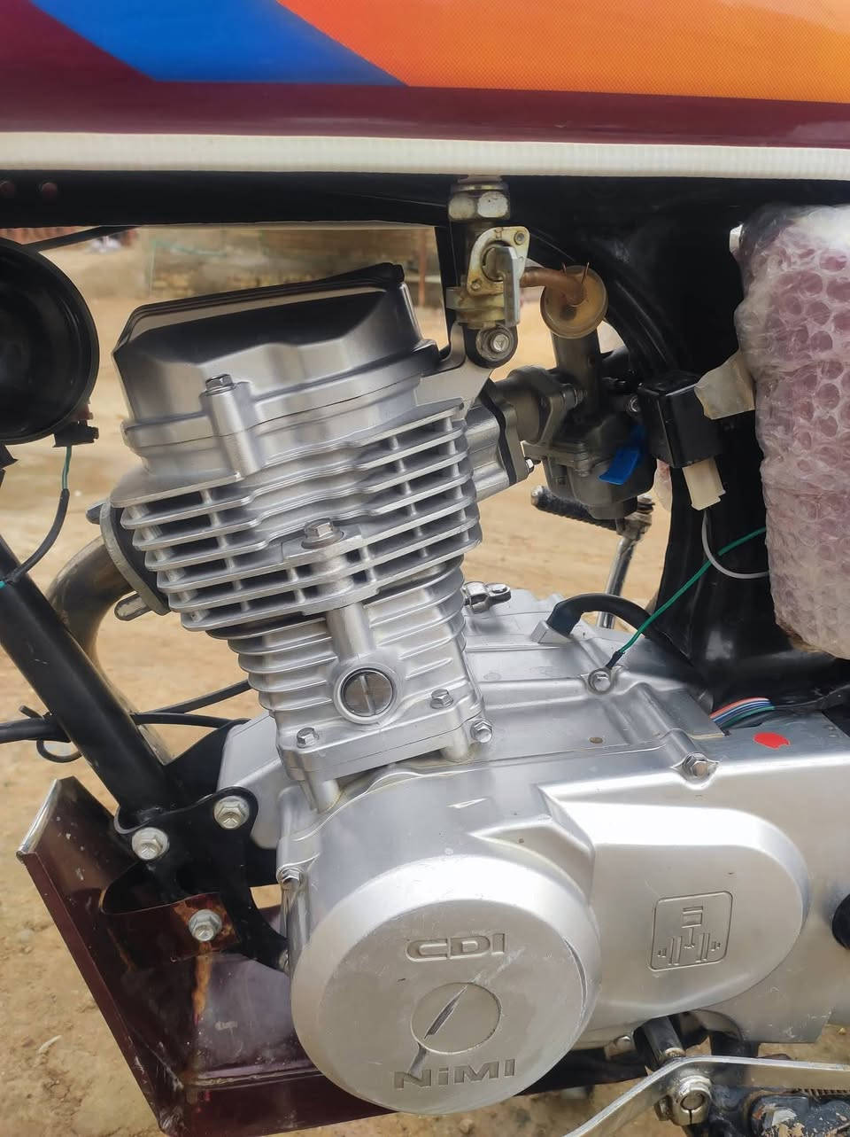 سلام عليكم دراجه للبيع نامه مديل 2024 اوراق اي نقص ما بيه بس اشاير ربط ما مفتوحه دراجه ما متعوبه مكفوله كفاله عامه مكان الديوانية قضاء السنية للسعر والاستفسار اتصل على الرقم ***********
