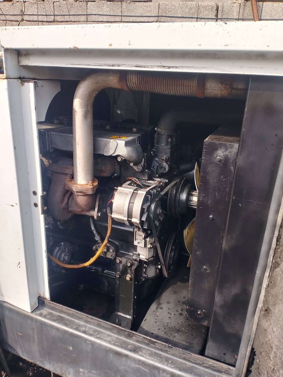 بيركنز انكليزي أصلي 80كيفي جديدة شرط الحمل نظام حمايه كامل كاتم ميه  بل 💯***********
