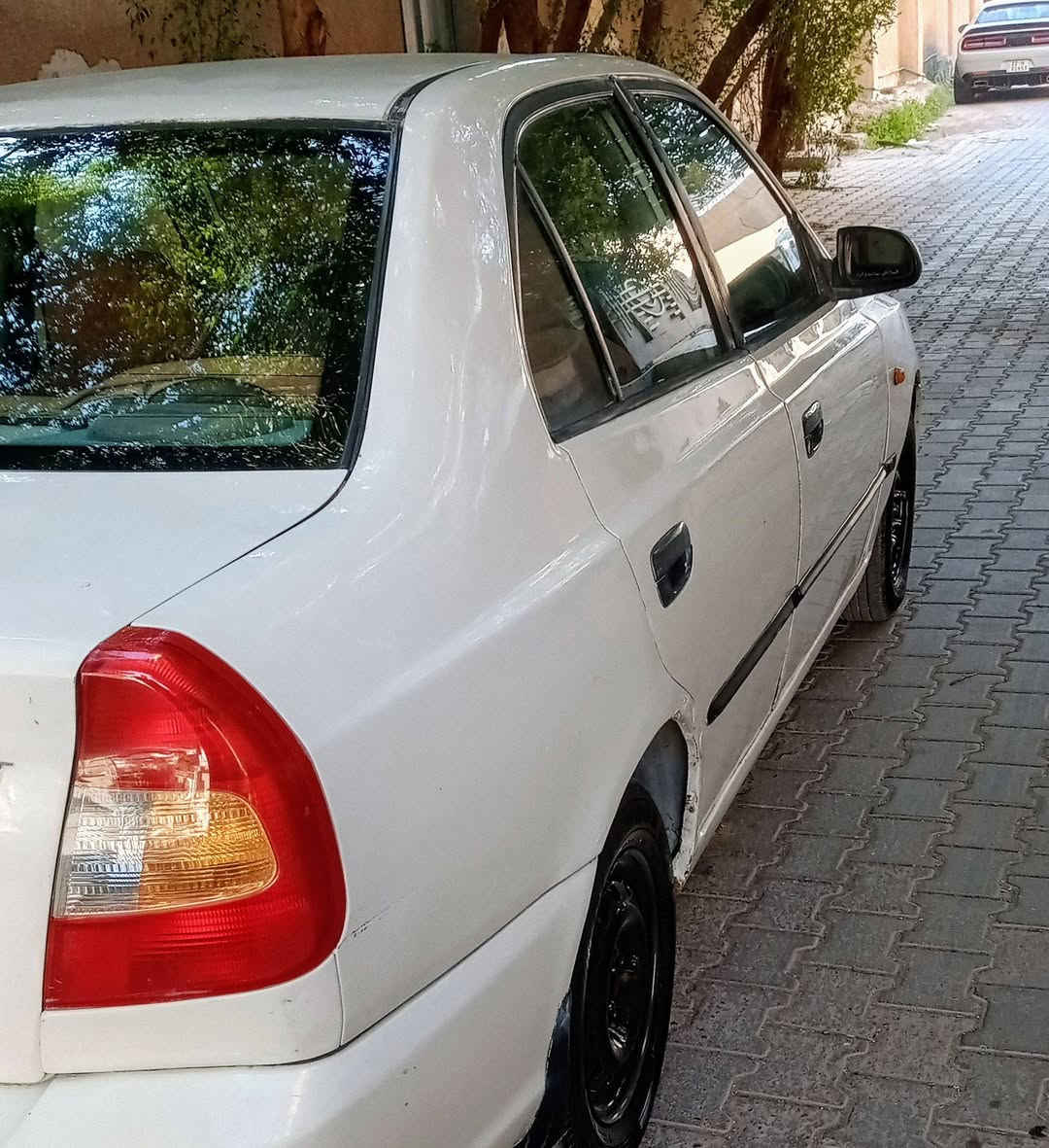 السلام عليكم هونداي اكسنت 2001رقم بغداد مشروع وطني سنويه 28تحويل مباشر كير اوتوماتيك حداديه تخم تاير تبريد شغال شاشه كامره خلفيه السعر 48ورقه بي مجال قليل مبايل ***********في كربلاء
