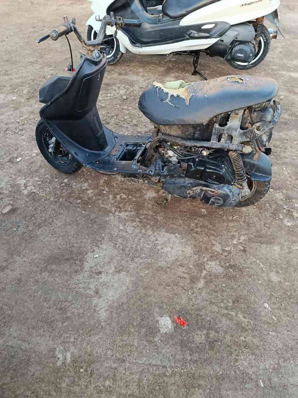 سلام عليكم دراجة فراشة للبيع دراجة كاملة عوزهة بس كفرات مجفتة صالهة شهر واحد هندر واحد  مكينة ناعمة
السعر 125 وبيهة
 مجال المكان ديوانية بل سنية السياحي


**إذا كنت صاحب هذا الإعلان وتريد حذفه لأي سبب، رجاءا أرسل رسالة إلى الدعم الفني**