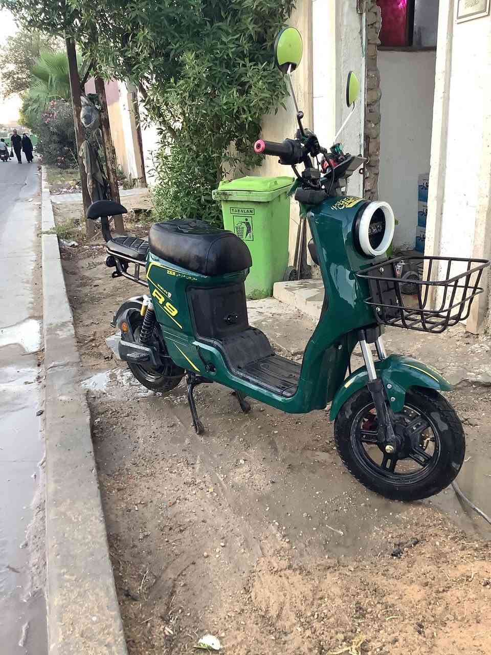 دراجه ار تسعه سعر500وبيهه مجال التواصل على هذا الرقم ***********
