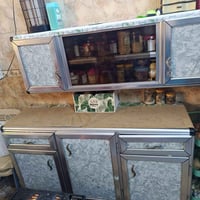 كاونتر للبيع ب١٥٠ الف ستريو سماعات وميز تلفزيون ٧٥ الف  ‎0772 357 6760