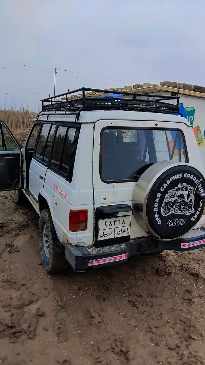 سلام عليكم سياره كالوبر للبيع رقمه اربيل مكفولة كفاله عامه عده البنيد بي صبغ جماليه موديل 1991 العنوان واسط عزيزيه سعر 50 وهذا رقمي لتواصل ***********
