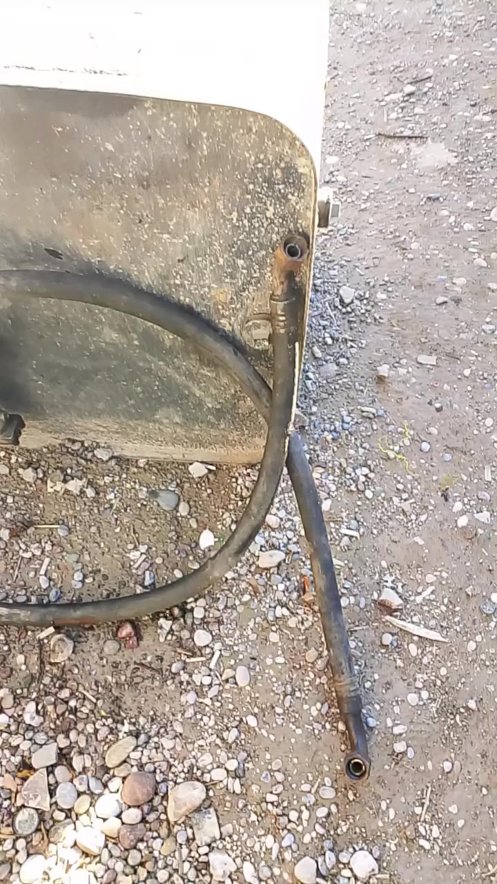 ونج للبيع كامل تانكي قواعد صوندات شرط شغل 250. $دولار بها مجال للطيبين ***********///***********
