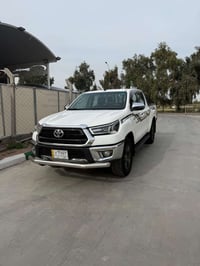 تويوتا هايلوكس ساز للبيع موديل ٢٠٢١ مكفولة من الصبغ والضربة السعر ٢٩ ا...