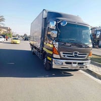 هينو شيطان حافظه موديل٢٠٢١ جاهزه من كل شي سلندر ٦ طول ٦وربع السعر ٣٢٥$...