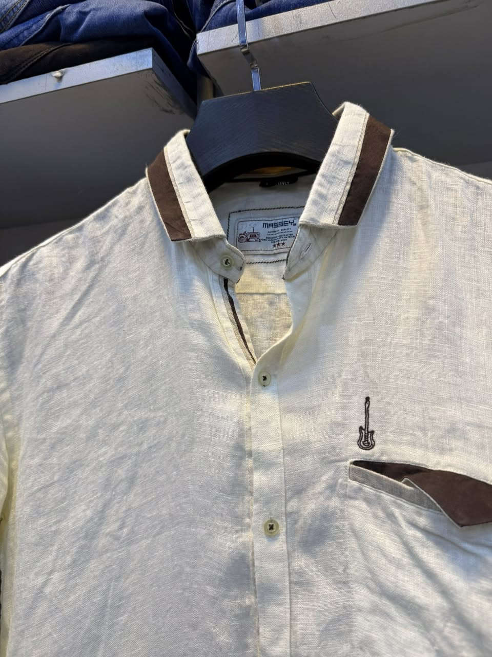 قميص للن قياس L
بنطرون للن قياس 34
العنوان حرية شارع مختار 
كرار الخليجي 
￼


**إذا كنت صاحب هذا الإعلان وتريد حذفه لأي سبب، رجاءا أرسل رسالة إلى الدعم الفني**