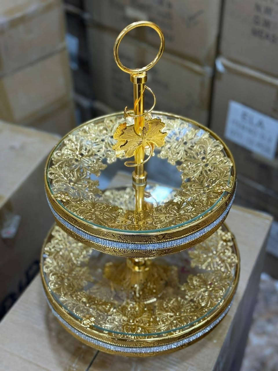 رجع توفر المقدمه الذهبيه  😍
طلاء ثابت ثقيل 
تعبئة الكارتون 8 قطع
 للحجز والاستفسار التواصل على الواتس اب: 0785 991 0084 
https://t.me/daowd123daowd
قناة التلي كرام :
