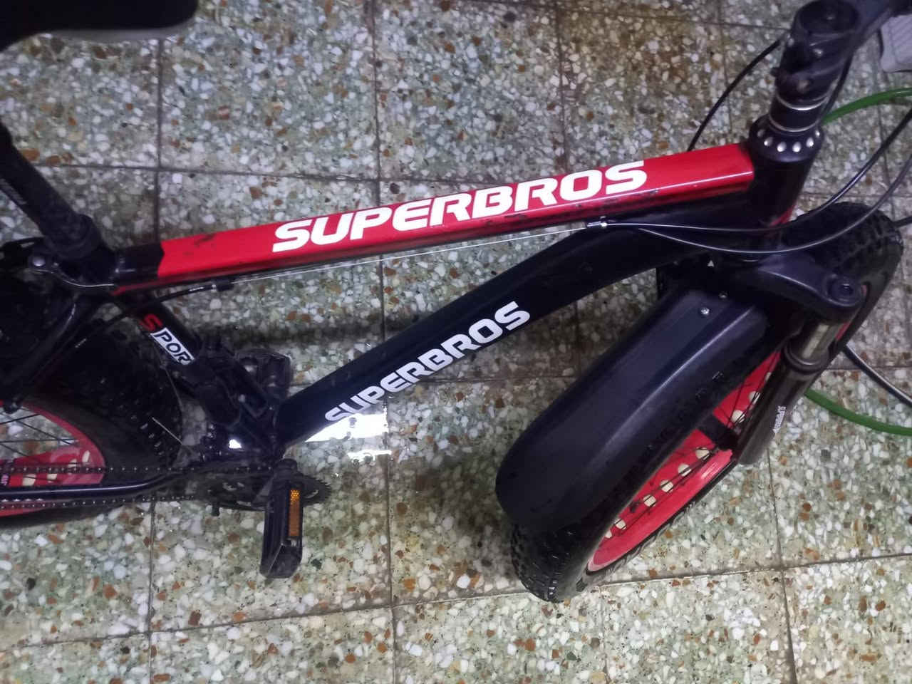 سلام عليكم عندي باسكل للبيع
سعره 160 وبي مجال 
رقم ***********
