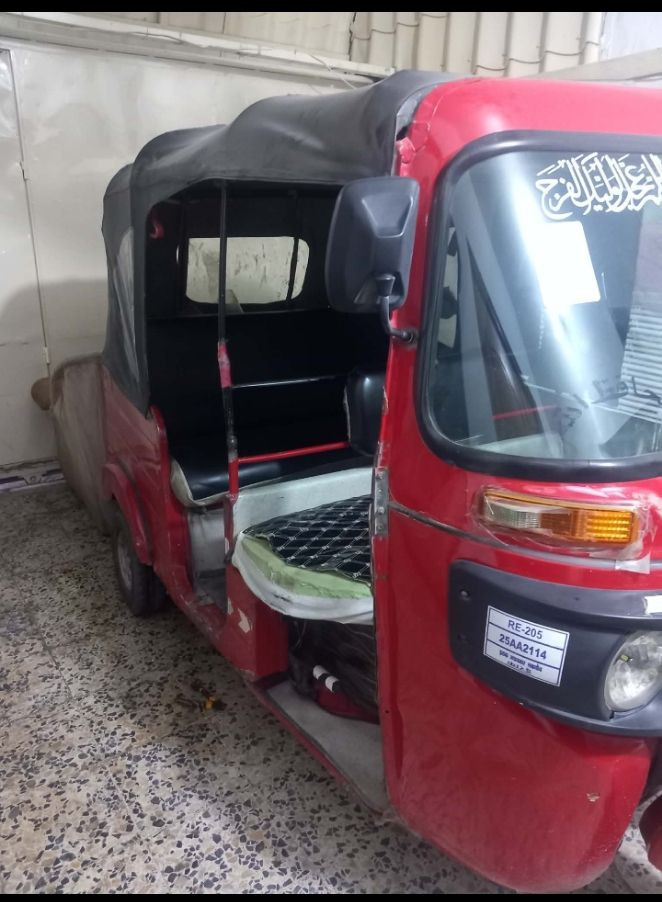 تكتك موديل 18اوراق كاملة مابيةاي نقص جاهزةالسعر4مليون وبيةمجال للاستفسار ***********٣
