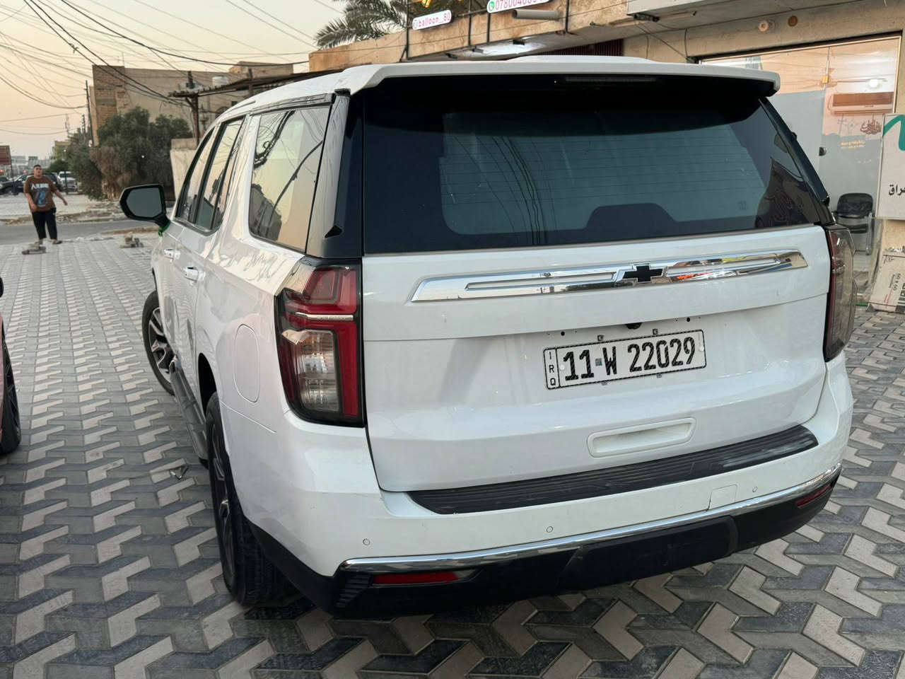 السلام عليكم سياره تاهو للبيع حادثها بنيدر وجاملغ مديل 2022 بسمي ***********
