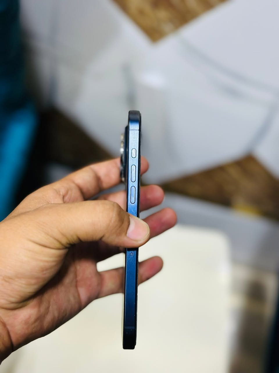 السلام عليكم ورحمة الله وبركاته 
iPhone 15 pro max 
ذاكرة 256 
بطارية86 🔋
دبل سيمكارت
نظافة 100‎%‎ 
السعر ( مليون و 100 ) وبي مجال
للاستفسار ( *********** )
