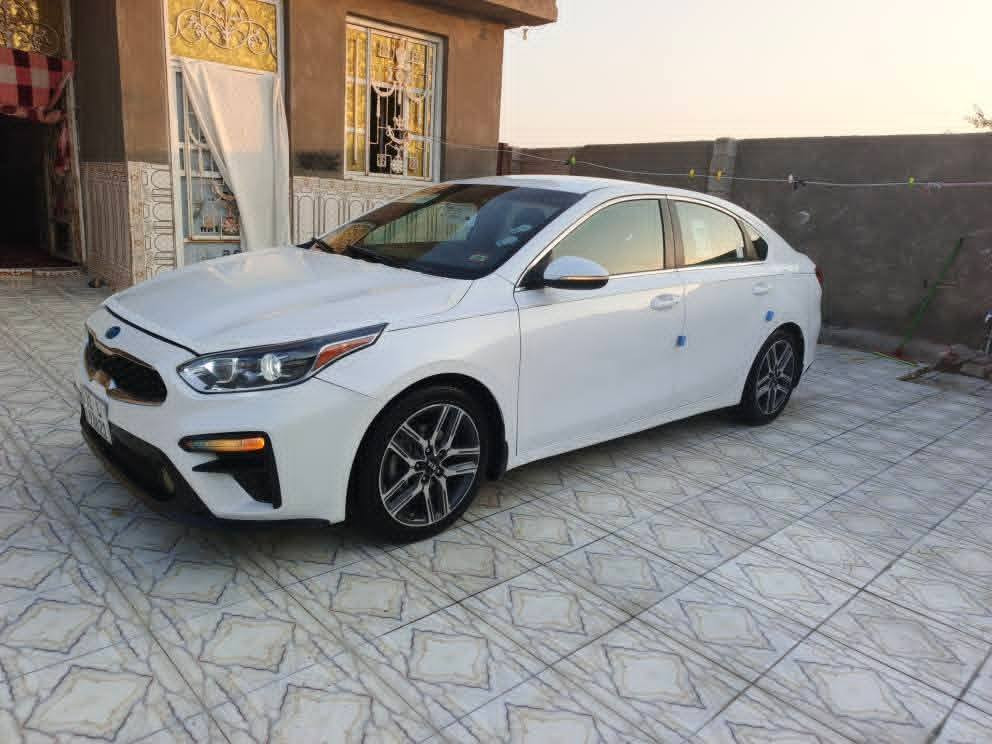 فورتي موديل 2019 رقم بغداد حره تحويل ثاني يوم سنويه مجدده ال 28 وارد أمريكي بيه بنيد مبدل وصبغ قليل بل جاملغ الامامي والباقي كفاله عامه سياره جاهزه من كلشي مكينه شرط ما مفتوح حداديه وكير وتبريد تخم تايرات جديد كير At المرغوب 6نمر سياره فول الموصفات واحد على واحد بصمه تشغيل بصمه ابواب مرايات شفط كشن كهربائي كامره شاره بل مرايه شاشه كبيره دسك خلفي وأمامي بيه هواي موصفات سياره جاهزه مال جناي ماشيه 75 الف حقيقي مكان سياره ناصريه سعر 127 وبيه مجال قليل رقم الهاتف *********** انه مكلف بل نشر خابر
