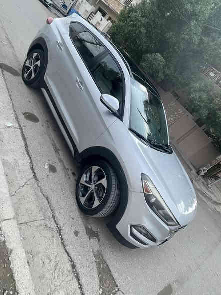 سلام عليكم توسان موديل 2018 فول مواصفات بانورما جنطه كهرباء نقطه عمياء سياره حادثها امطار سياره مكفوله بدون صبغ مكينه 2000 تيربو جاهزه من كولشي أي نقص مابيها باسمي السعر 130 العنوان بغداد غير متواجد ع الفيس الرقم ***********
