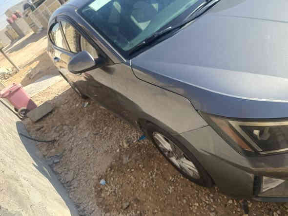 السلام عليكم
سياره الانترا أمريكي 2020 بيه باب وجملغ مبدل 
سياره كاملة مكمله محرك 2000دوش للاستفسار ***********
