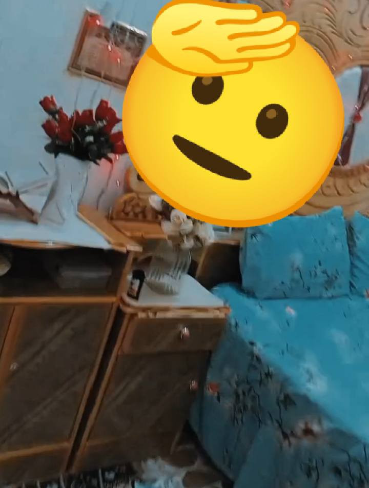 السلام عليكم غرفةة للبيع مكان بغداد رئاسة العبيدي للاستفسار الاتصال بالرقم ***********
