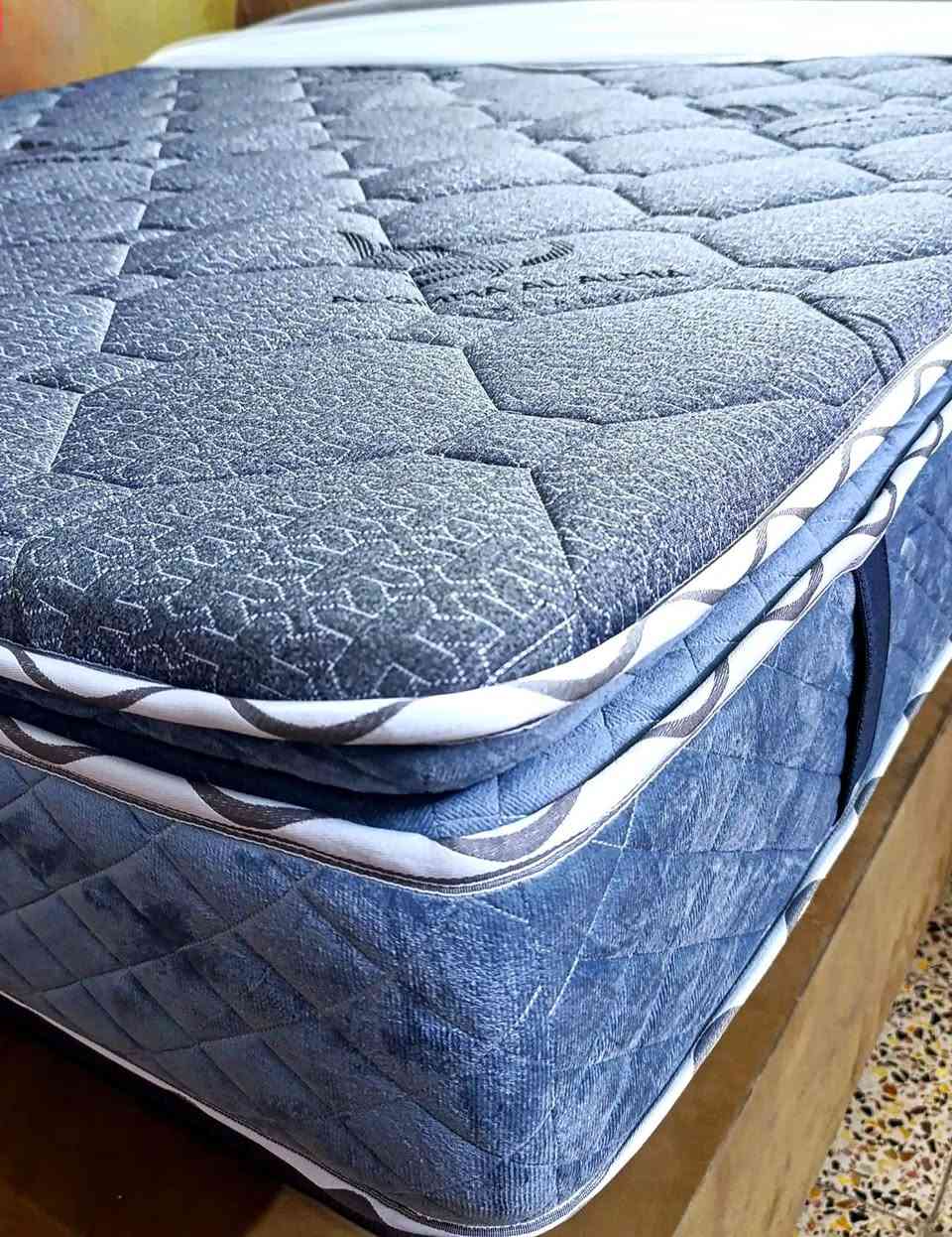 دوشك نفرين بعده بالنايلوووون طبي ضغط عالي طبقتين طبقه طبيه مغصوله لاكتس دنلوب اصلي باب اول مع ضمان 10 سنوات مفيد لالم الظهر والعمود الفقري قماشه قطني يجنن اخذته ب250 للبيع بسعر مناسب الشراي يراسلني خاااااص قياسة 200 × 180
اكو توصيل بكروة بغداد بس
بعده بالنايلون ممفتوح ولا مستخدم جديدد
دوشك نفرين بعده بالنايلوووون طبي ضغط عالي طبقتين طبقه طبيه مغصوله لاكتس دنلوب اصلي باب اول مع ضمان 10 سنوات مفيد لالم الظهر والعمود الفقري قماشه قطني يجنن اخذته ب250 للبيع بسعر مناسب الشراي يراسلني خاااااص قياسة 200 × 180


**إذا كنت صاحب هذا الإعلان وتريد حذفه لأي سبب، رجاءا أرسل رسالة إلى الدعم الفني**