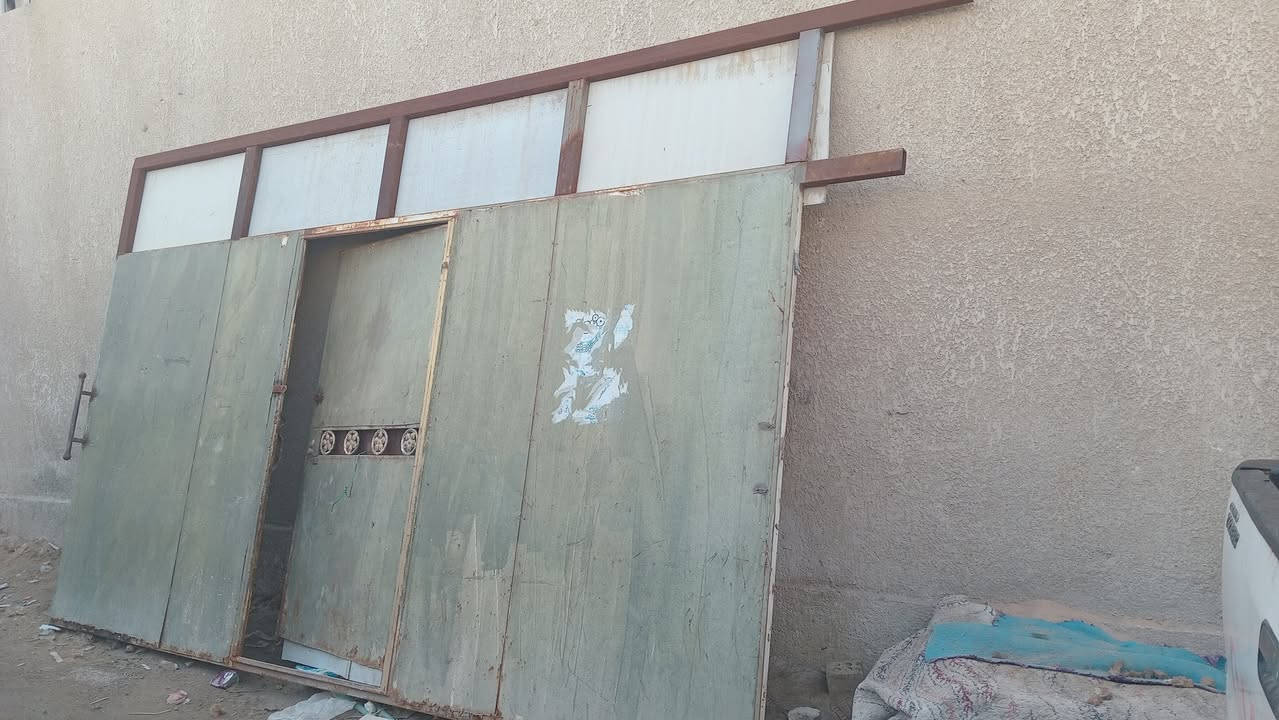 سعر ٣٥٠ الف عنوان بصره ابي الخصيب عوسيان شارع قصور
عرظ ٥ رتفاع ٣ ونص 

***********
