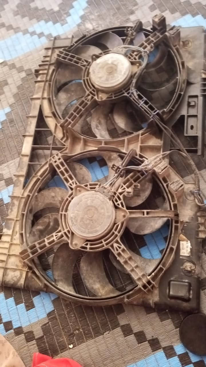 مراوح سياره كوري للبيع شغلات وجدد مكانهن ناصريه قلعه سكر ‏‪***********‬‏سعر ٧٥
