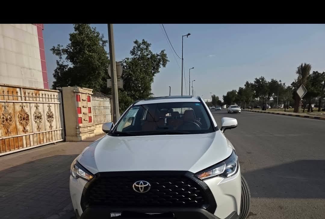 كروز هايبرد  موديل ٢٥ ماشية ٢٠ ألف كيلو بيها خطة باب وچاملغ ما مصلحها فول مواصفات صندوق كهرباء فتحة سقف كشنات جلد كهرباء حساس دعامية أمامي رادار ٥ كاميرات محيطي مستعجل على البيع السعر اتصل أو وتساب ***********
