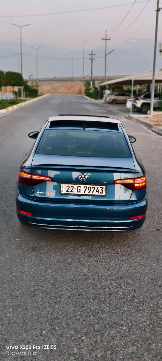 Volkswagen Jetta 2021 SE 

3VWC57BU8MM015272

مەكينە:-  1.5 V4 turbo
ماوەی رۆیشتن :- 96000 mile  
مۆدێل:- 2021

پانوراما 
 شاشه گەورە 
کوشن جلد 
تحدید سرعه 
ويل 17
كوشن هیتەر
رادار پێشەوە 
برێک بەسمە 
بسمه
كاميرا 
حساس 
شفت كير سبورت 

🚘بۆنید سبوغە بێ ژوورەوە بێ ئایرباک  🚘

-  ژمارە مۆبایل 

 WhatsApp 

 *********** أربيل, العراق
