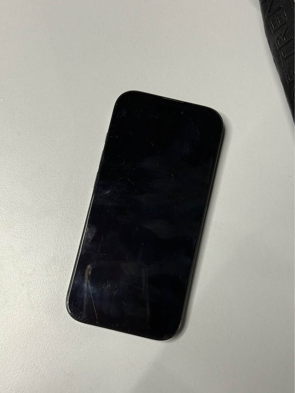 iphone 16 Pro 
128 GB💾
battery 🔋: 99%

تەنها شاشەی وردەی هەیە 150$ خوار بازارە سعری
***********
590$ 🔐 السليمانية, العراق
