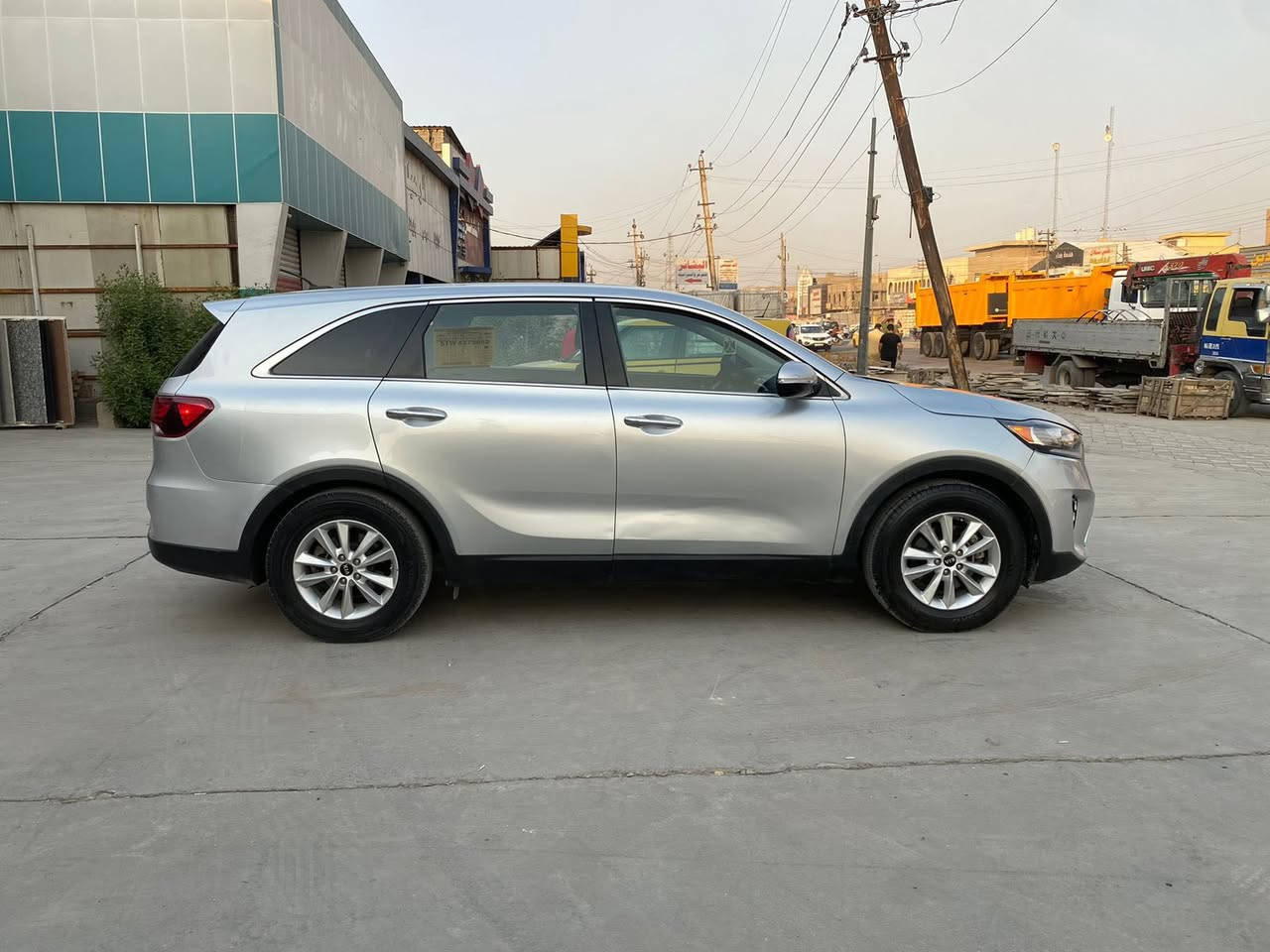 السلام عليكم  سورنتو للبيع
مديل 2019
مكينه 4 سلندر
رقم بغداد الجديد
سونارها مرفق بلمنشور وصار بيها بارد بلجنطه بعده 
ممكحل
السعر 170 وبيها مجال شي بسيط 
مكاني بغداد الجديده  ***********
