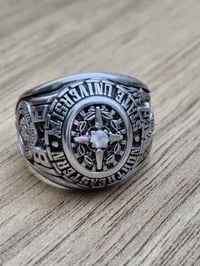 محبس اثري للقائد سيلدوم الاثري مرعص بل الاماس من   فضه خالصه 12 .100من...