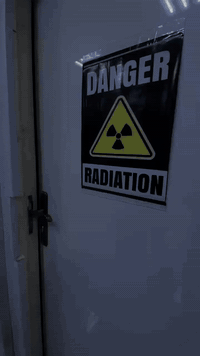 تم أفتتاح قسم الأشعة في مجمع علم الكندي الطبي التخصصي 
لڪافة الفحوصات الاشعاعية  
مع توفر  أحدث وارقى الأجهزة الطبية  على أيدي أمهر الأطباء الاختصاص   ..
             فــــــي
#مجمع_علم_الڪندي_الطبي_التخصصي 
🏥 العنوان / أول مجمع طبي بعد الخروج من بوابه B  ( البوابة الجديدة ) قريب من أسواق زاد الخير 
ــــــــــــــــــــــــــ
⏰️ يتواجد يوميا  من الساعة 4 عصراً الى الساعة 10 مساءاً
ــــــــــــ
للحجز والاستفسار 
📲 ***********
( متوفر واتساب )
