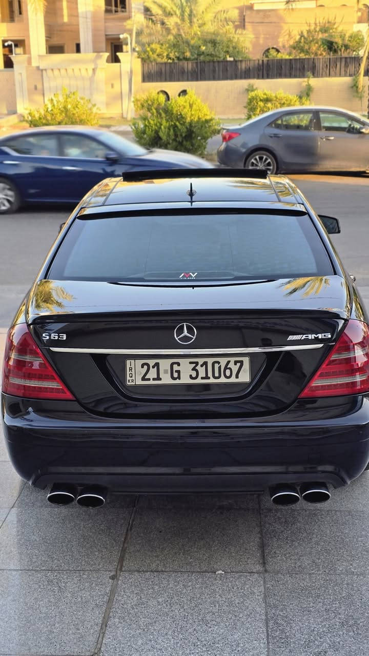 مارسيدس S63 AMG أصل 
 كفاله عامه بدون صبغ وبارد وشخوط 
كير محرك مكفول محرك 550 مرغوب ماشيه 94 الف حقيقي 
فول موصفات الاخير السعر 210 بيها مجال 
الاستفسار *********** مكاني بغداد السيديه
