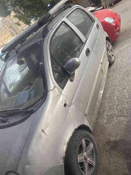 السلام عليكم 
شيري كيوكيو للبيع 

موديل 2012 

ماشيه 75 الف 
سنويه لل2027

كير ومحرك بلاد 

ادامه منضومه بانزين 

ادامه منضومه الماء 

السياره بيهه ضربه موضحه بالصوره 

السياره تحتاج حداديه صدر  وتايرات تعبانه 

السعر 25 ورقه وبيهه مجال 

مكاني اعضميه قرب المقبره الملكيه 

***********
