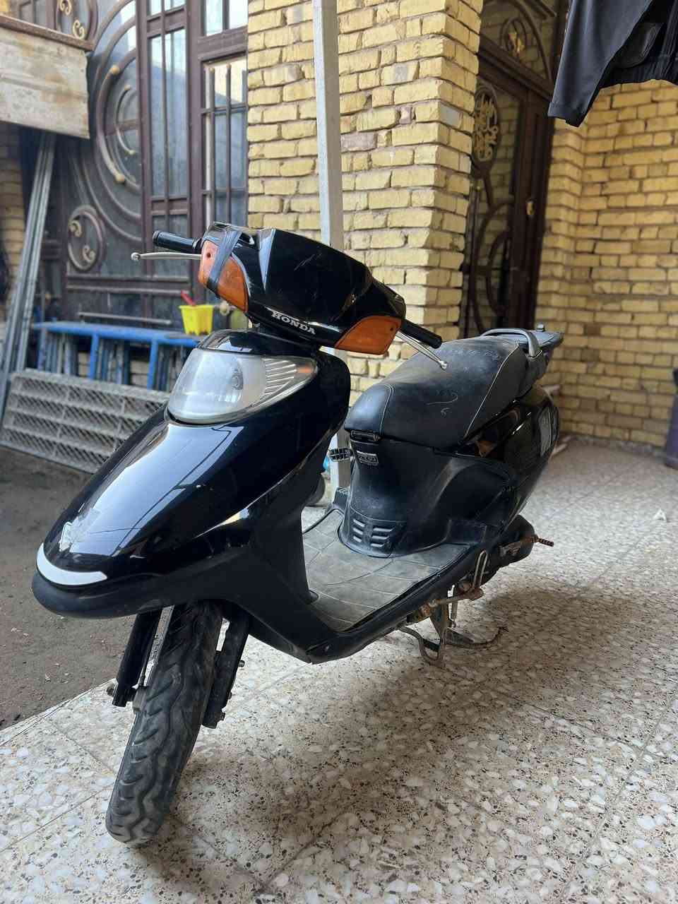 السلام عليكم سبيسي ياباني للبيع دراجه مفتوحه مره وحده دراجه نضيفه كلش نفس الصور 
عنوان الكوت الخاجيه 
الاستفسار ***********
الدراجه سعره 550
