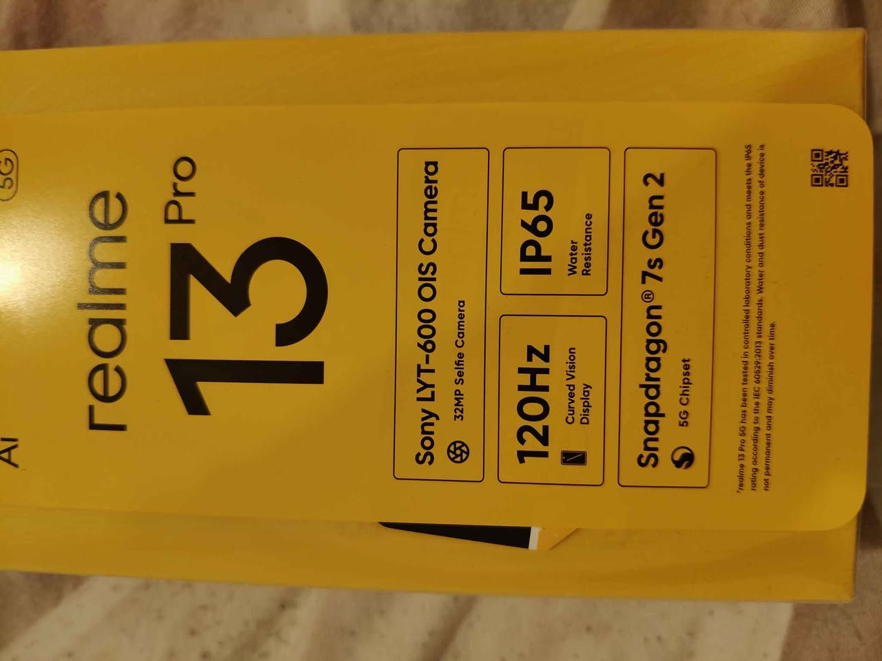 ريلمي 13 برو نظافته 98% بحالة الوكالة داخل في الضمان سنة كاملة صارله عندي أقل الشهرين ونص ذاكرة 512 ورام 12 ويزيد 12 جهاز راقي وكامل الملحقات شاحنة وگفر والكارتون وشاحن بقدرة 45 واط وببطارية 5200  وباقي المواصفات مذكورة بالصور وبسعر مناسب 
315 ألف دينار وبي مجال قليل
مكاني البصرة ياسين خريبط 
ماعندي توصيل 
الرقم للمراسلة أو الأتصال 
*********** البصرة, العراق
